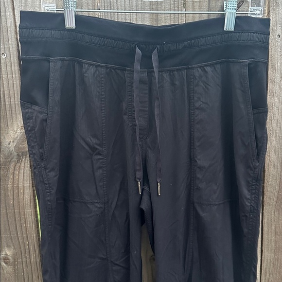 Lululemon Dance Studio Crop *25" Size 10 - Picture 2 of 8